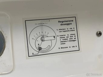 Plnicí a dávkovací stroj (lot: 4) - 10