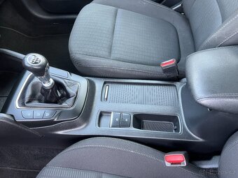 2020 FORD Focus IV kombi 1,5nafta - 10
