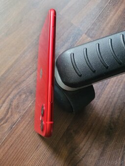 iPhone 11 128gb Red kapacita baterie 94% - 10