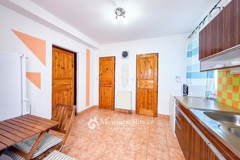 Prodej, rodinný dům, 550 m2 - Jaroslavice, ev.č. LU2502 - 10