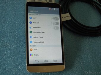 LG L Bello (D331) Zlatý 5“ IPS 854x480 8GB Android 4.4 - 10