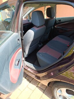 Ford Fiesta 1.6 - 10