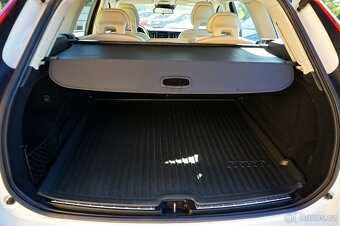 VOLVO XC60 2,0D5 AWD MOMENTUM CZ 1. MAJITELKA DPH - 10