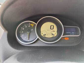 Renault Megane 1.6 benzín - 10