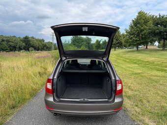ŠKODA SUPERB II 2.0 TDI COMBI / ZÁRUKA / LETNÍ SLEVA - 10