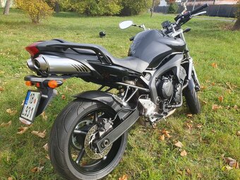 Prodám Yamaha FZ6 FAZER najeto 19 586km - 10