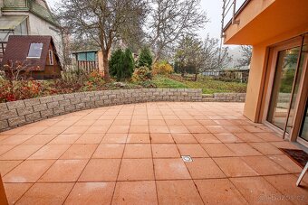 Pronájem bytu 4+1 se zahradou a parkováním - 10