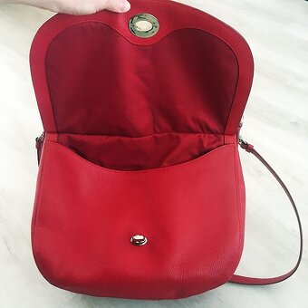 Sytě červená kabelka Coach - 10