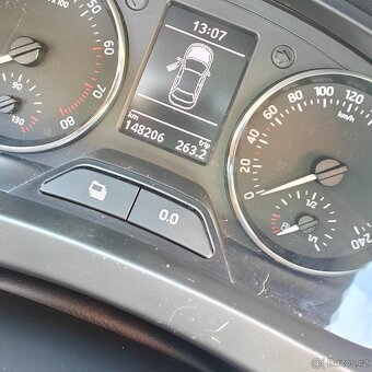 Škoda Rapid 1.2 TSI 77kw, první majitel - 10