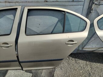 Zadní dveře, nárazník Octavia II - sedan - 9201 - 10