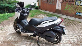 skůtr Taro Maximus 125i, 2020, najeto pouze 1700 km - 10