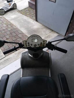 Prodám elektrický čtyřkolový skútr / vozík - 10