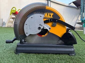 DeWalt DW872 - QS 2200W pila na kov TOP STAV - 10