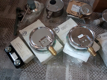 Manometry a teploměry - PLATÍ do SMAZÁNÍ - 10