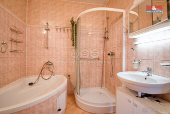 Prodej rodinného domu, 140 m², Karolinka, ul. Kobylská - 10