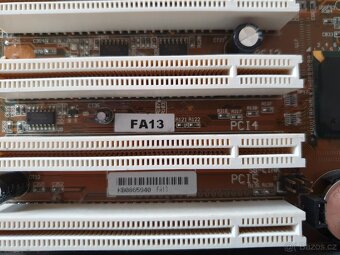 Deska FIC FA13 rok 1999 (socket 370) + GPU + 32MB SDRAM. - 10