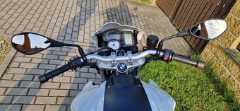 F800R - 10
