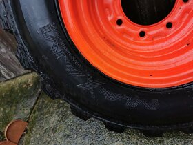 4x kolo Bobcat pneu s disky NOVÉ 7000,-kč/ks - 10