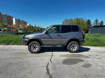 Nissan Terrano II 2.7 TDi - 10