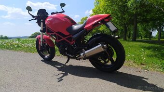 Ducati Monster 695 - 10