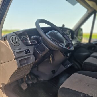 Iveco Daily 35 S 12 V- střední - 10