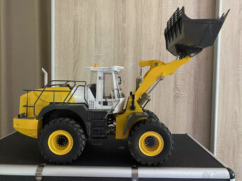 RC kolový nakladač 114 - 10