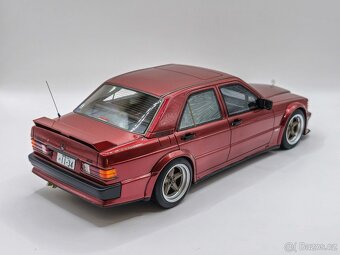 Mercedes 190 E 1:18 Ottomobile - 10