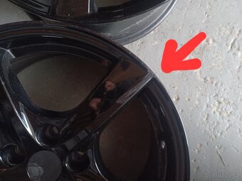 5x115 R17 et 42 7j Borbet cerne leskle - 10