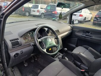 VW Sharan 2.0 TDI, 7 míst, STK 5/27 - 10