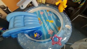 dětský bazén-atrakce + pumpa - 10