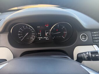 Land Rover Discovery Sport - 10