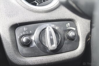 Ford Fiesta 1.2i 44KW TREND VÝHŘEVY ČR DPH (2016) - 10