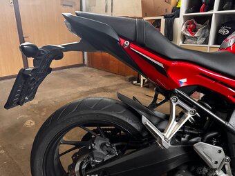 Honda CBR 650F - 10