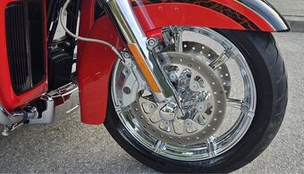 Harley Davidson Electra Glide Ultra CVO FLHTKSE - 10