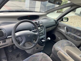 Citroen Xsara Picasso 2.0HDI,130xxx km,1.majitel,prav. servi - 10