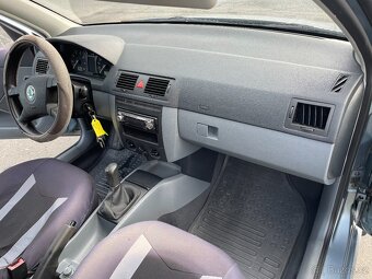 ŠKODA FABIA 1.4i 16V 55KW 1Majitel v ČR 2002 - 10