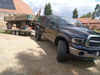 Dodge RAM 1500 4x4 - 10