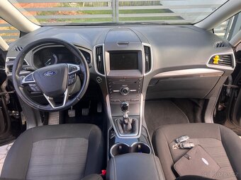 Ford Galaxy - 10