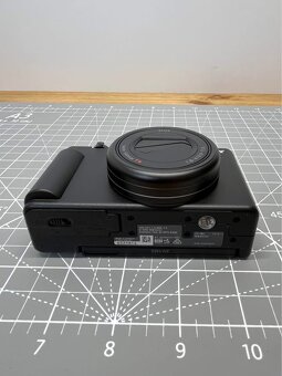 Sony ZV-1 II - 10
