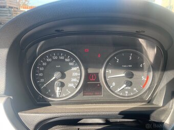 BMW E 90 330 xd - 10