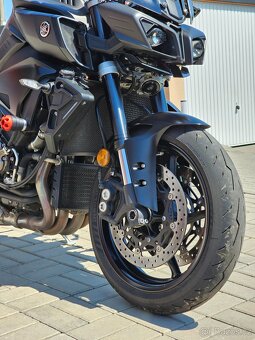 Yamaha MT-10 Tourer Edition, původ ČR, servisní knížka - 10