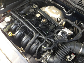 Ford Mondeo 1,8i 16V SCI, 96kW 2006 rok - díly z vozu - 10