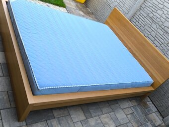 Prodám manželskou postel + Matrací 160cm x 200cm - 10