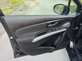 SUZUKI SX4 S-CROSS ALLGRIP 1.6 DDIS AUTOMAT/ MODEL 2016 - 10