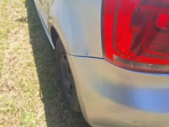 VW POLO 1,4 benzin rok 2012 - 10