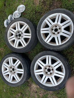 Věci z vw passatu b 5.5 - 10