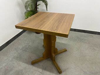 7 kusů Masivní RESTAURAČNÍ stoly. Profi Gastro - 10