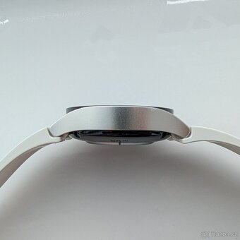 Hodinky Samsung Galaxy Watch 6, 40mm Beige - 10