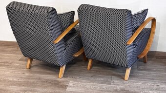 Renovovaná křesla Halabala s taburety - 10