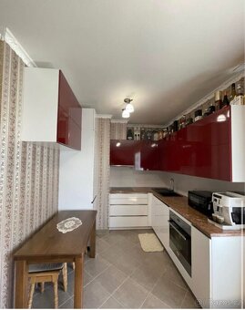 Prodej bytu, Výměna za pozemek - 10